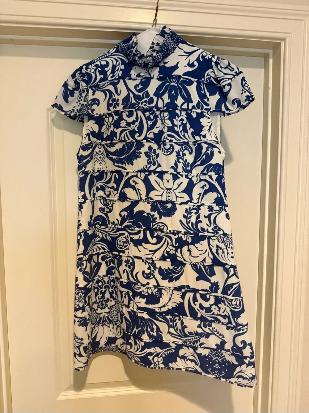 Alice + Olivia Blue and White Floral Print Mini Dress